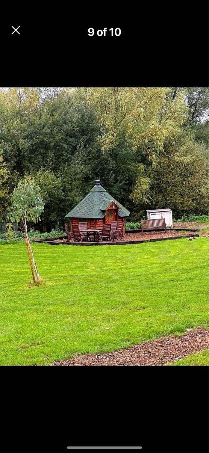 Lake View Lodges Long Melford Exterior photo